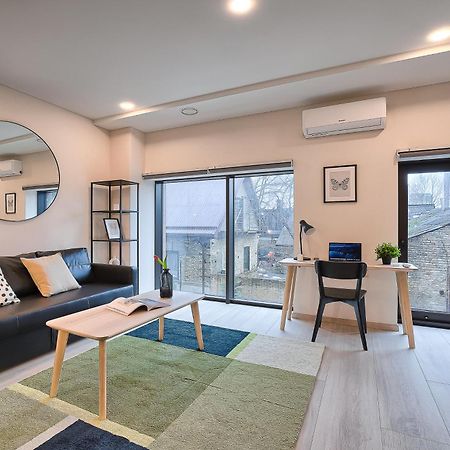 Business-Class Apartments 2 X Free Parking X Self Check In 24X7 VNO Esterno foto