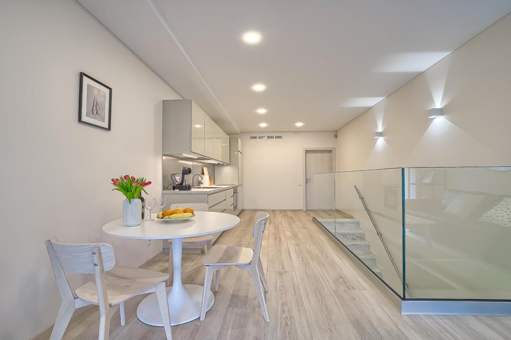 Business-Class Apartments 2 X Free Parking X Self Check In 24X7 VNO Esterno foto