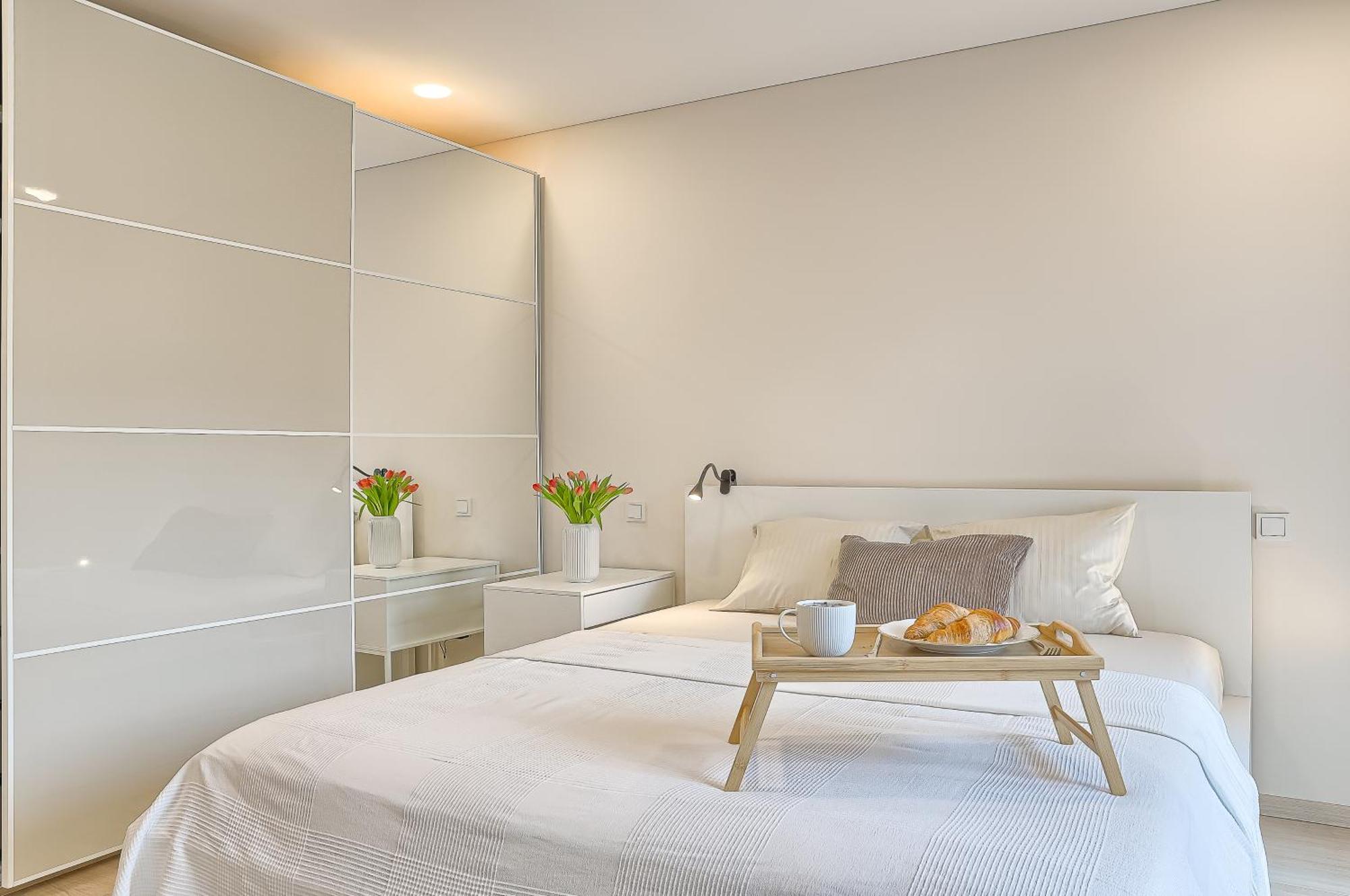 Business-Class Apartments 2 X Free Parking X Self Check In 24X7 VNO Esterno foto