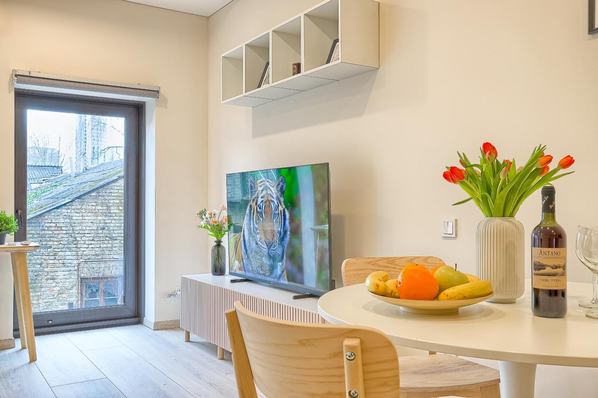 Business-Class Apartments 2 X Free Parking X Self Check In 24X7 VNO Esterno foto