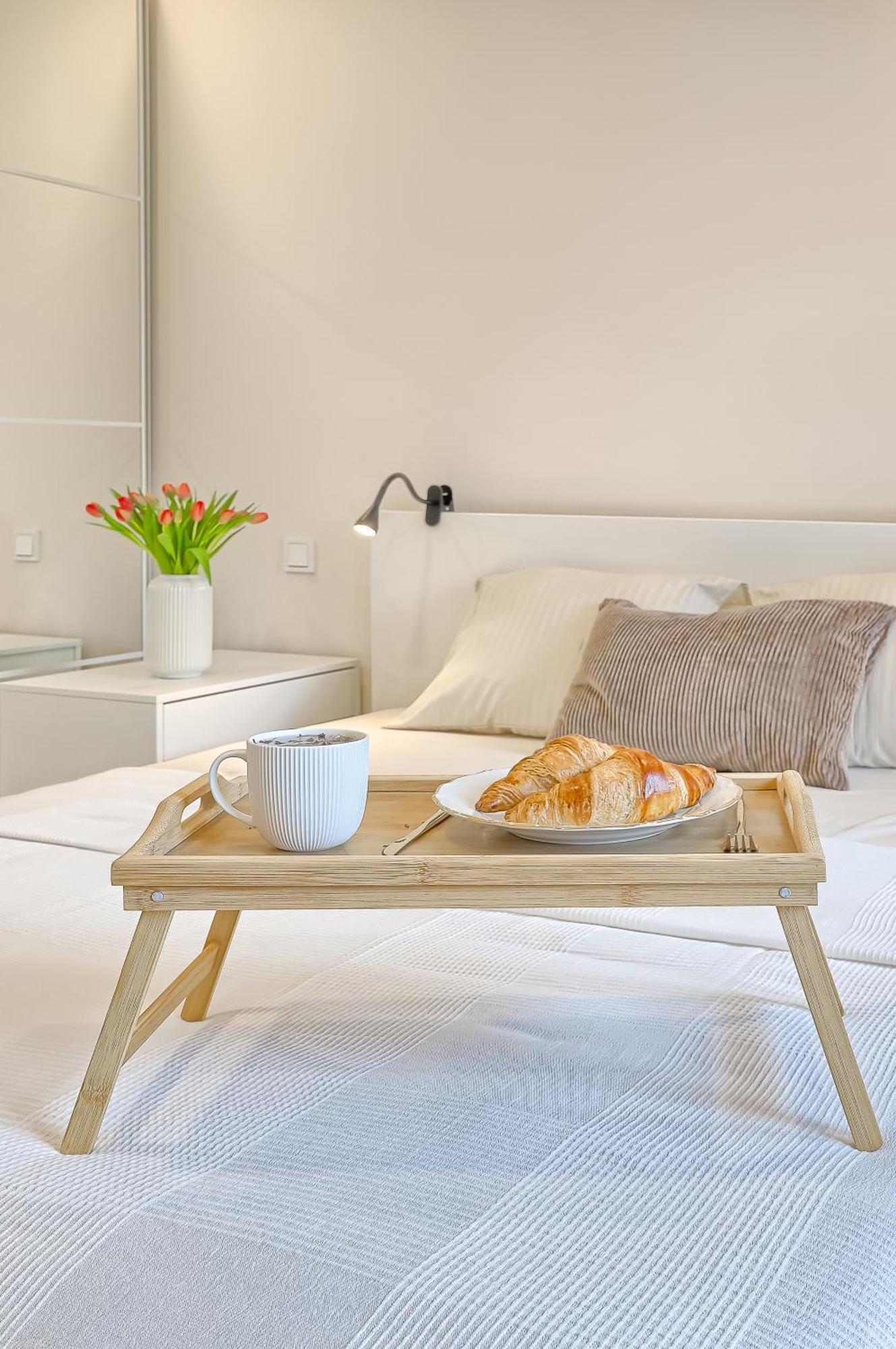 Business-Class Apartments 2 X Free Parking X Self Check In 24X7 VNO Esterno foto