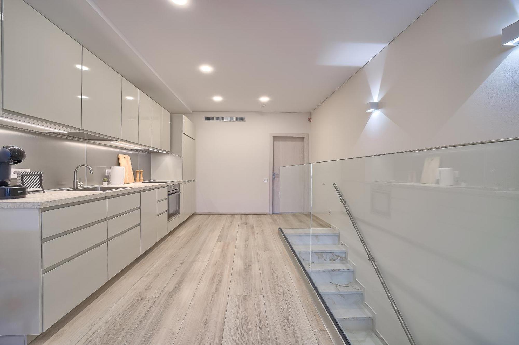 Business-Class Apartments 2 X Free Parking X Self Check In 24X7 VNO Esterno foto