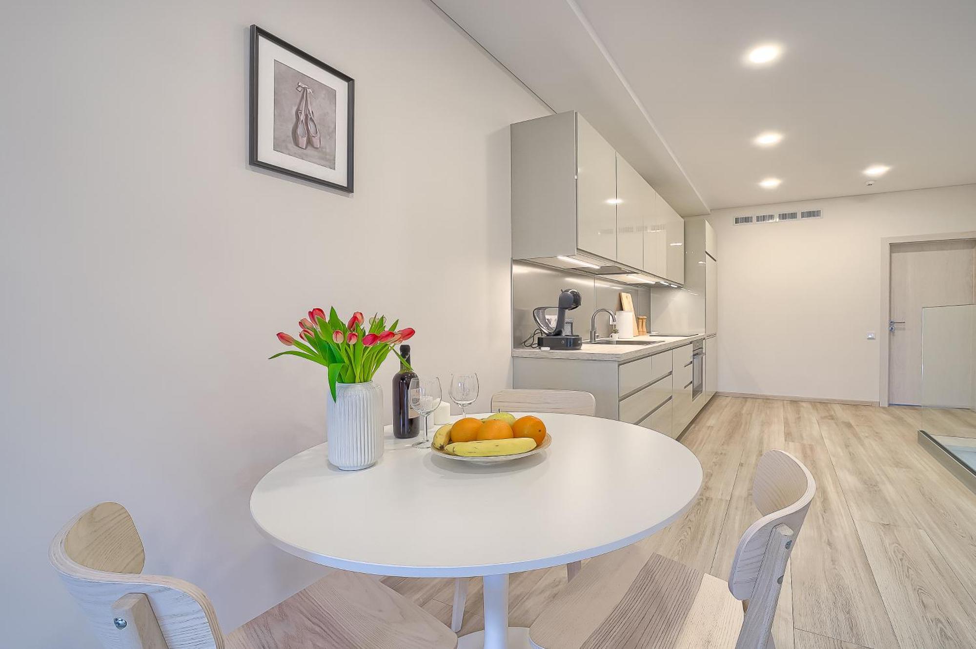 Business-Class Apartments 2 X Free Parking X Self Check In 24X7 VNO Esterno foto