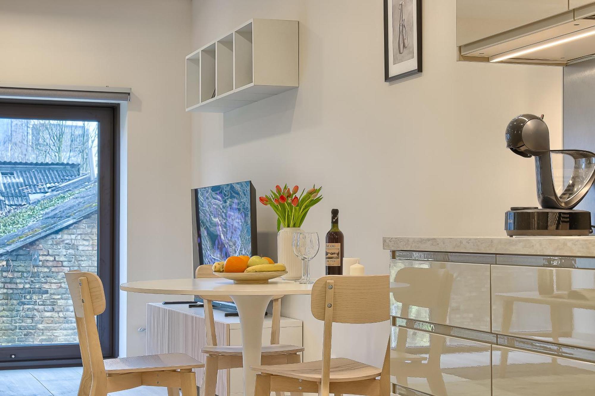 Business-Class Apartments 2 X Free Parking X Self Check In 24X7 VNO Esterno foto